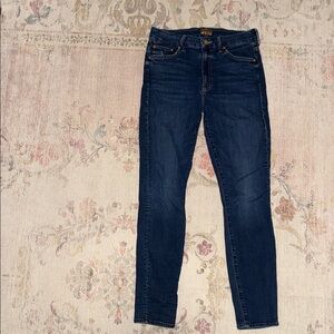 MOTHER High Waisted Looker Jeans “Teaming Up” Dark Wash Size 29